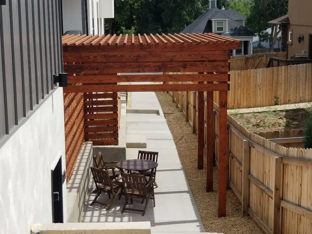 Slide of Oak Leaf Construction