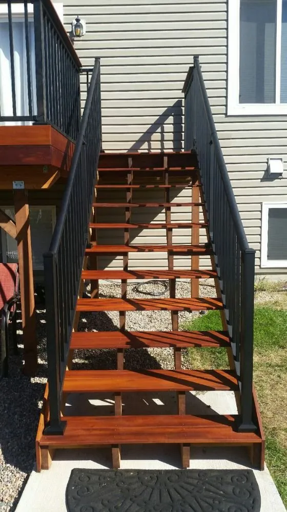 Slide of Oak Leaf Construction