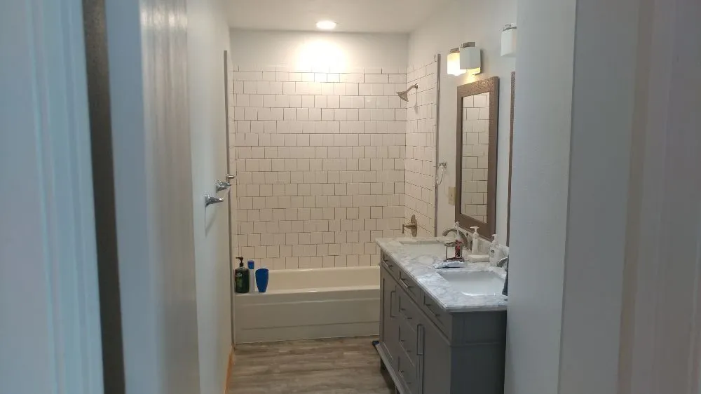 Slide of Oak Leaf Construction