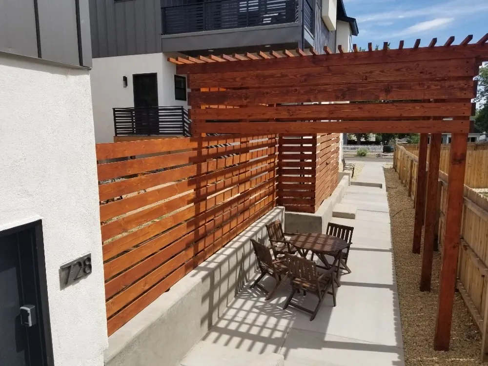 Slide of Oak Leaf Construction