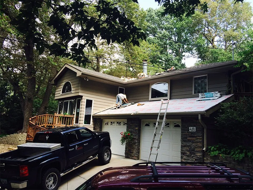 Slide of Oak Ridge Roofs