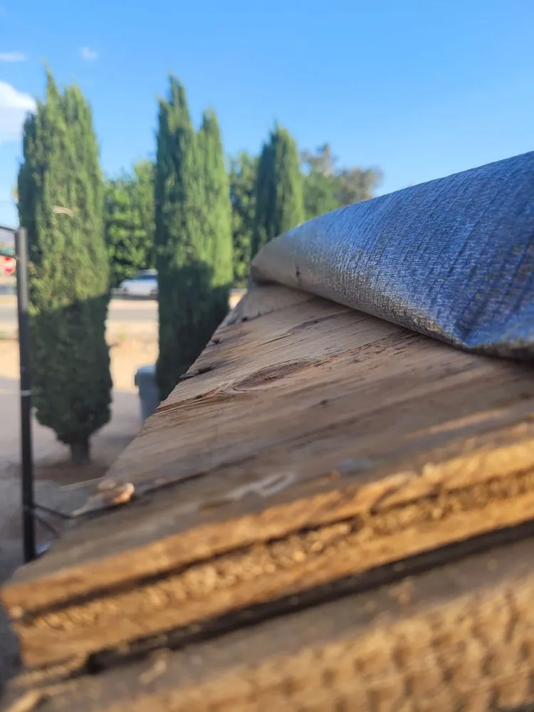 Slide of Oakdale Roofers