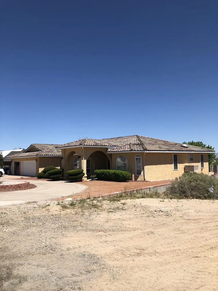 Slide of Oakridge Roofing Construction