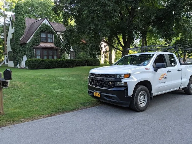 Slide of Oaks Roofing & Siding