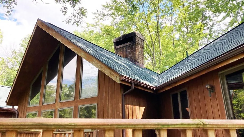 Slide of Oaks Roofing and Siding