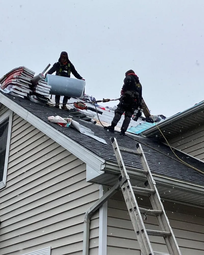 Slide of Oaks Roofing and Siding
