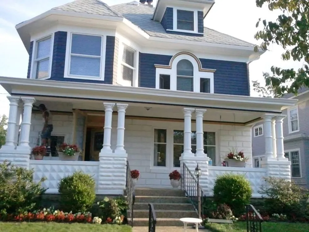 Slide of Oasis Construction Enterprises