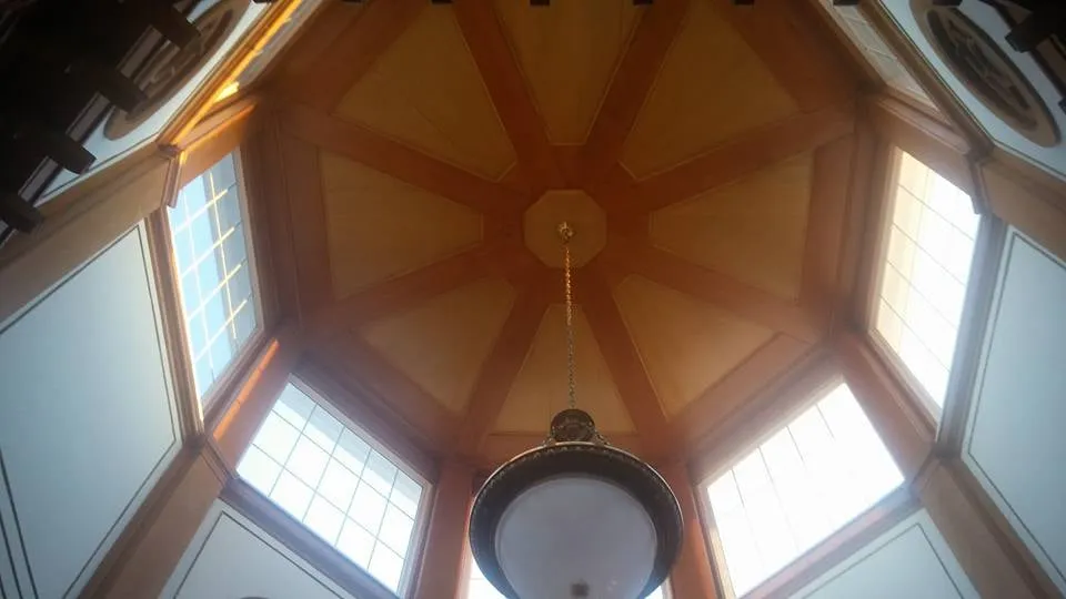 Slide of Oasis Construction Enterprises