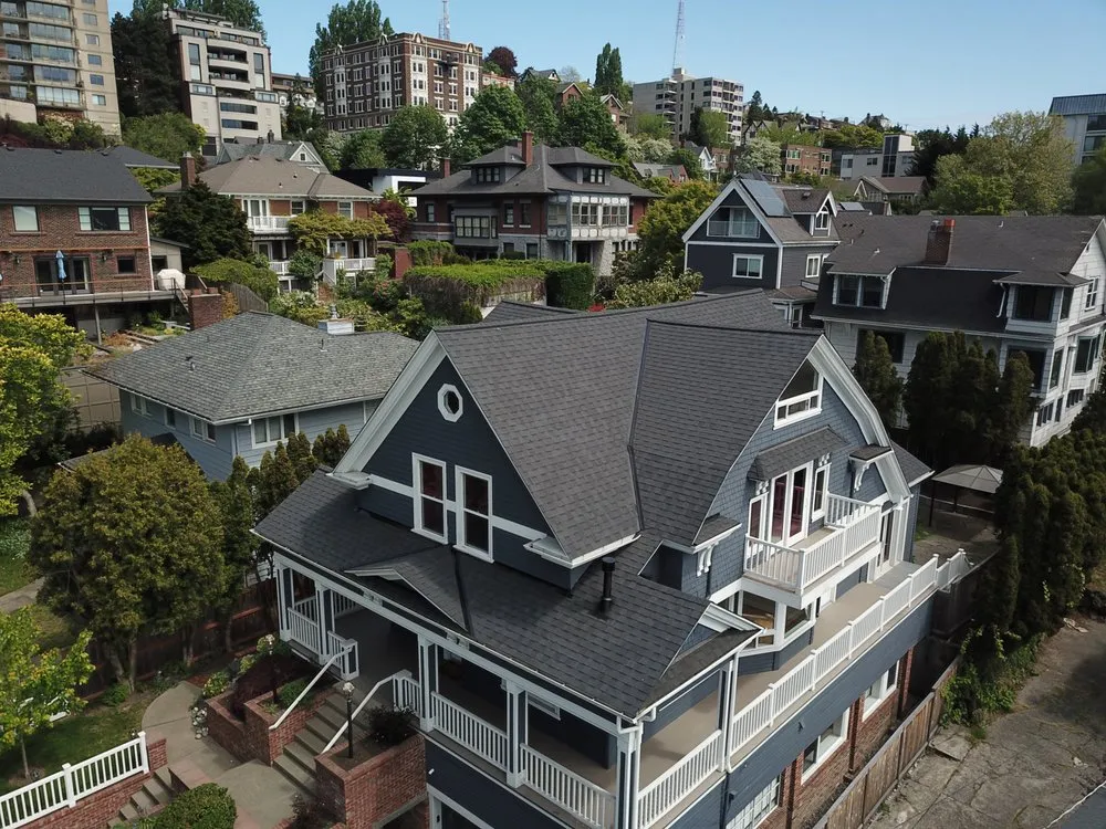 Slide of Oasis Construction Group