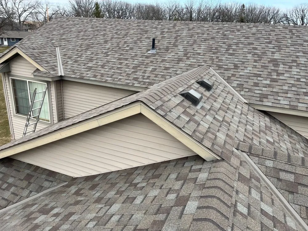 Emergency roof repair experts serving St. Cloud, MN - Oberg Roofing & Remodeling
