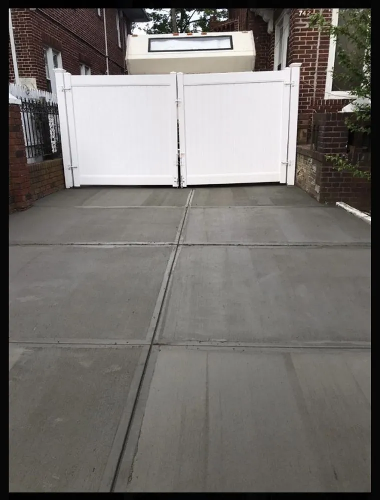 Slide of Oberoi Construction