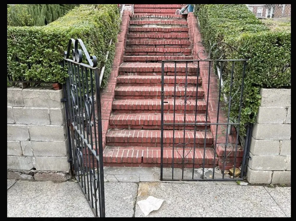 Slide of Oberoi Construction