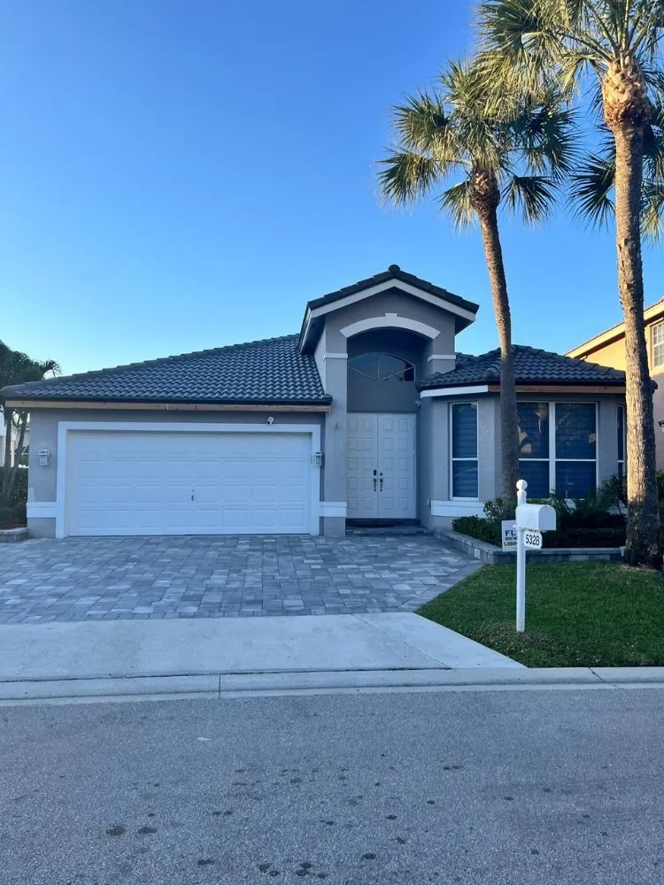 Slide of Ocean Pacific Pros