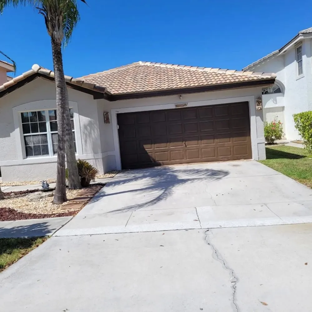 Slide of Ocean Pacific Pros