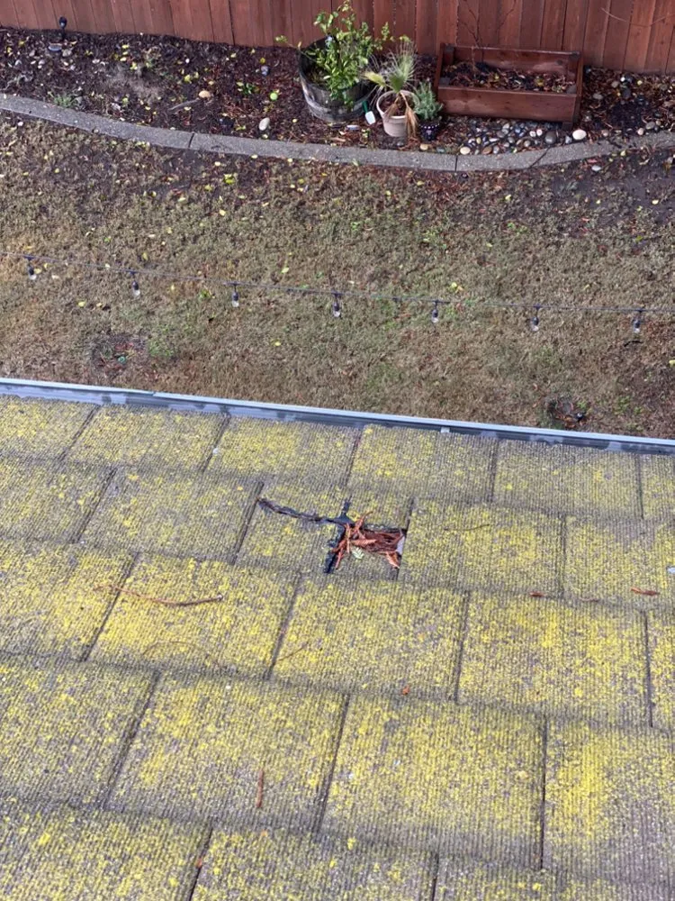 Slide of Octavio Sajuan Roofing