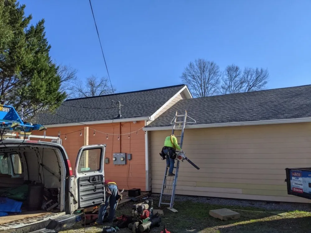 Local roof repair for fast service across White, GA - Ogle Roofing