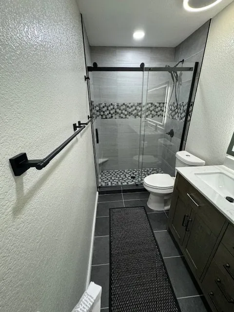 Slide of O'Jibway Construction