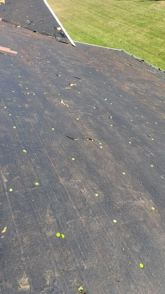 Emergency shingle roofing service in Ramsey, IL by O&L Roofing