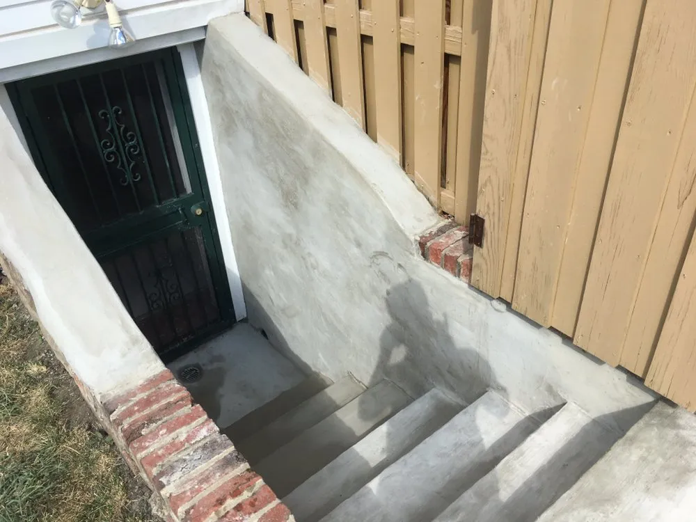 Slide of Old English Construction