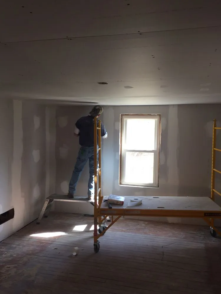 Slide of O'Linchy Construction Services LLC - New Castle