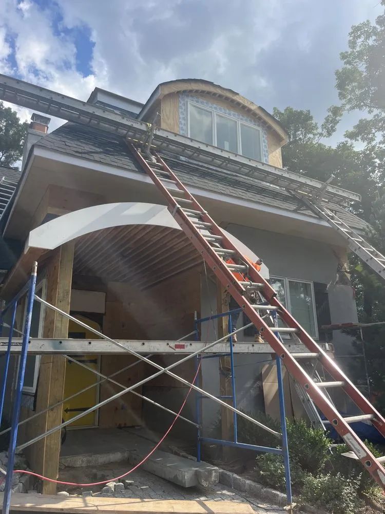 Slide of Olinda's General Contractor