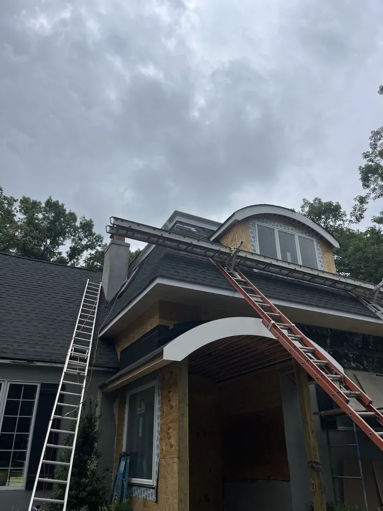 Slide of Olinda's General Contractor