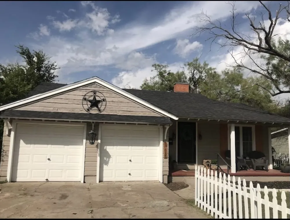 Slide of Olivas Roofing and Solar