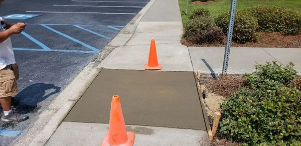 Omar General Construction Logo