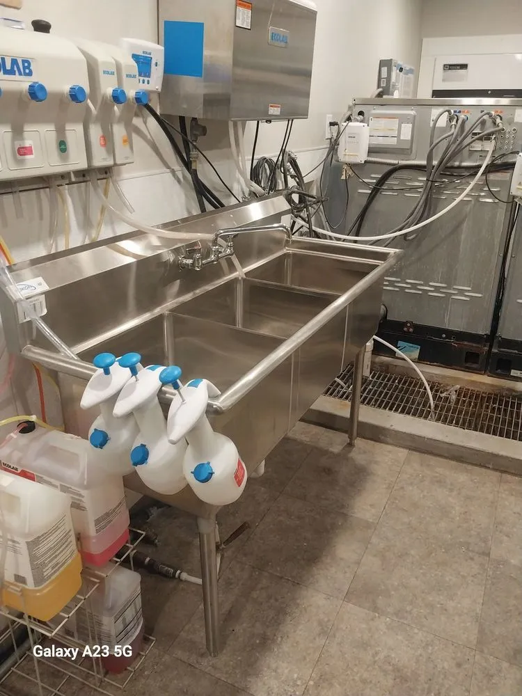 Slide of Omega Custom Builders