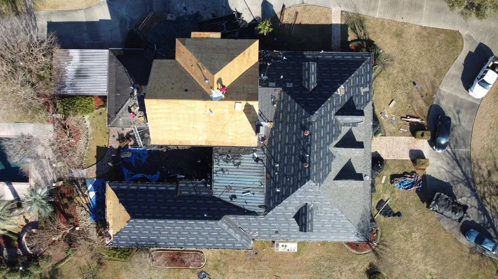 Slide of Omnia Contractors Group