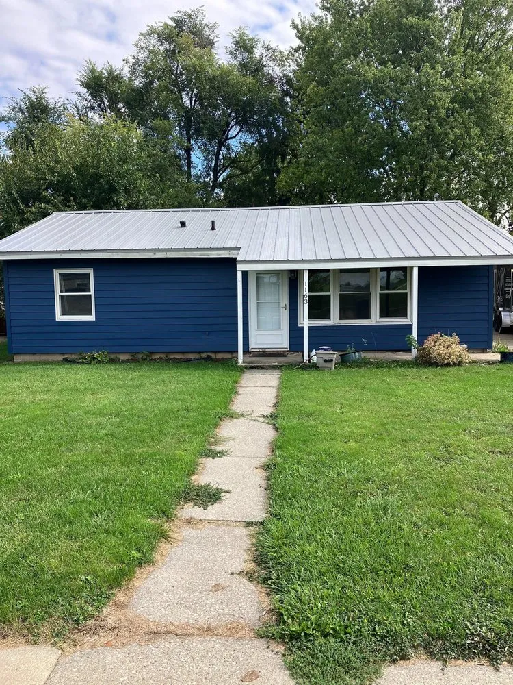 Slide of On Center Construction