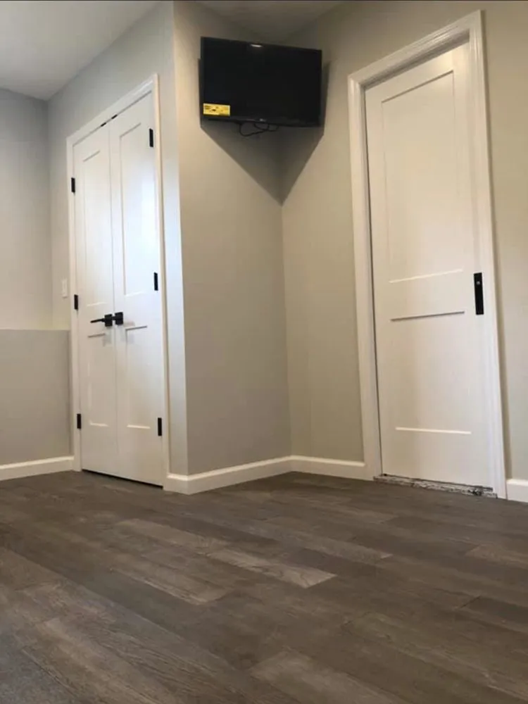 Slide of On The Island Contracting