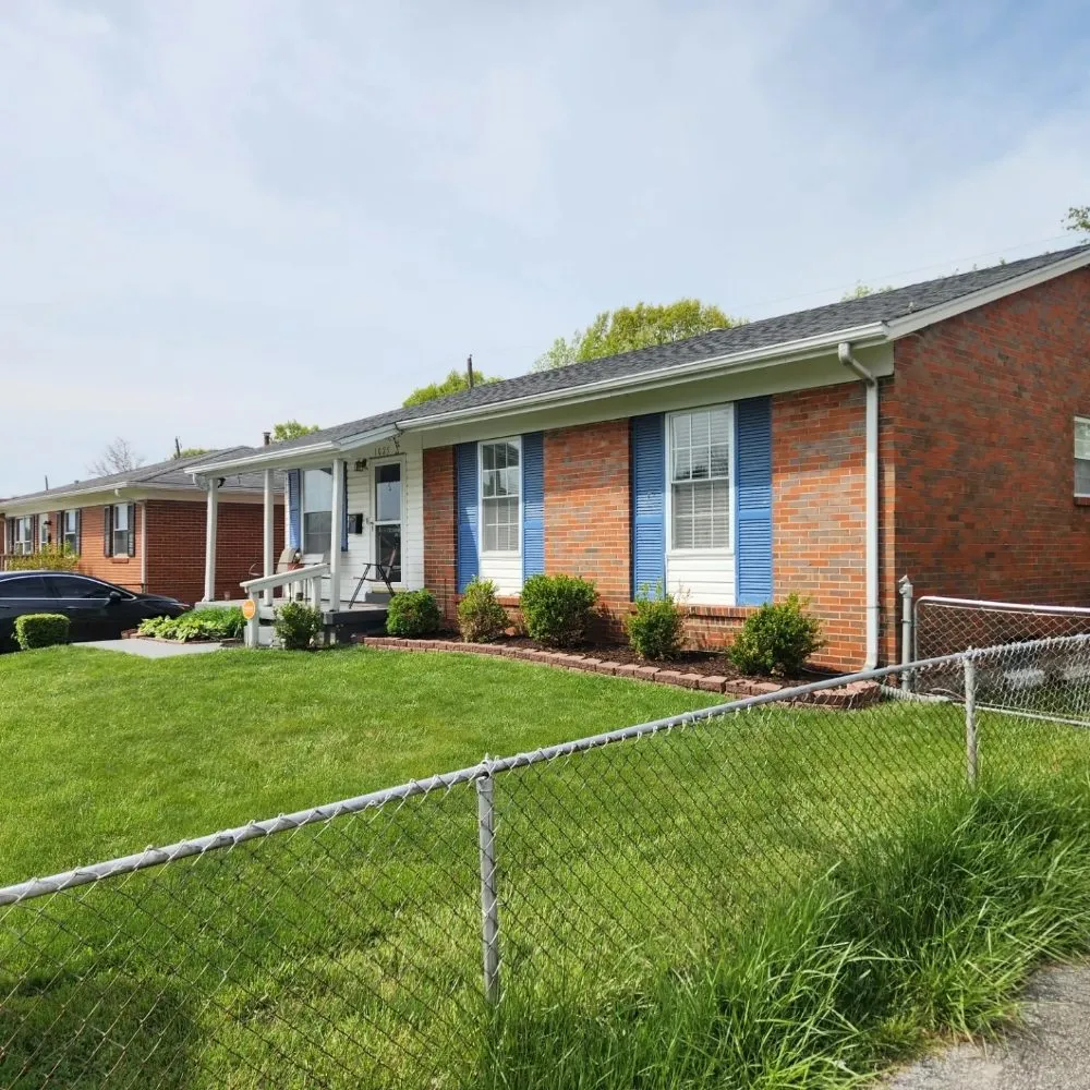 Slide of On The Roof Contracting