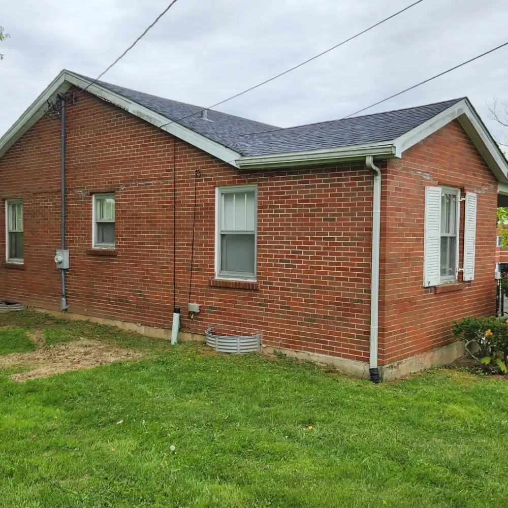 Slide of On The Roof Contracting