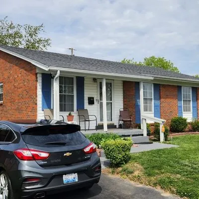 On The Roof Contracting Logo