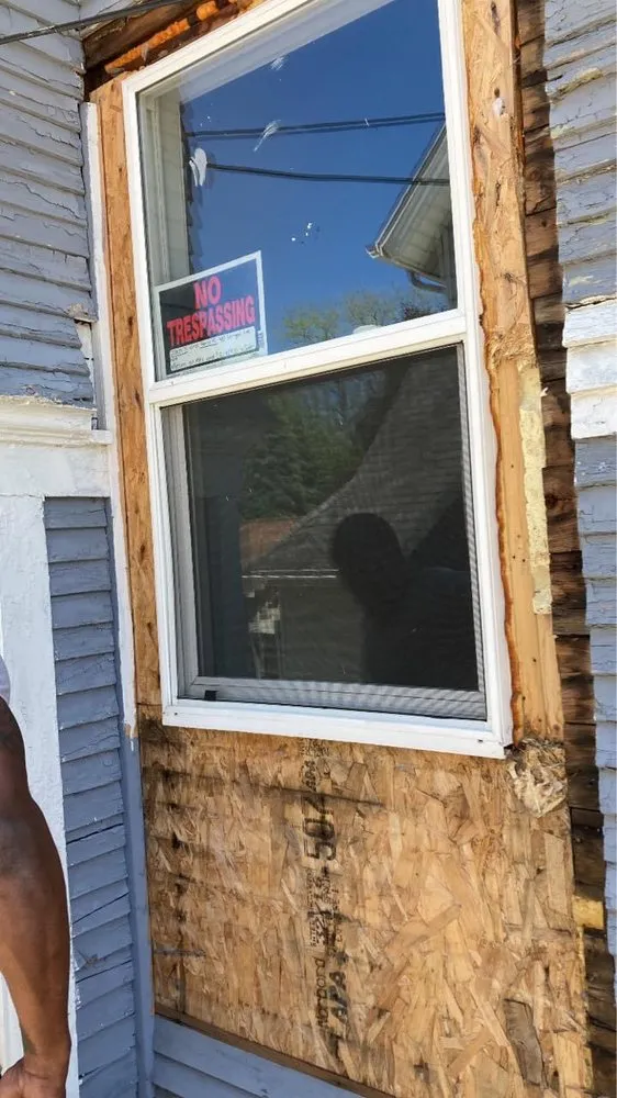 Slide of On the side construction