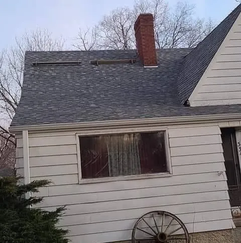 Slide of On the side construction