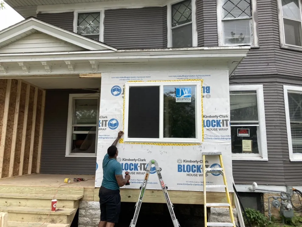 Slide of On the side construction