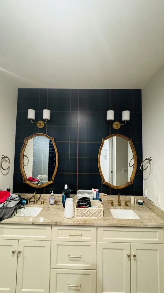 Slide of One Painting