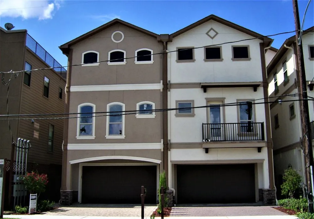 Slide of One Roofing Service