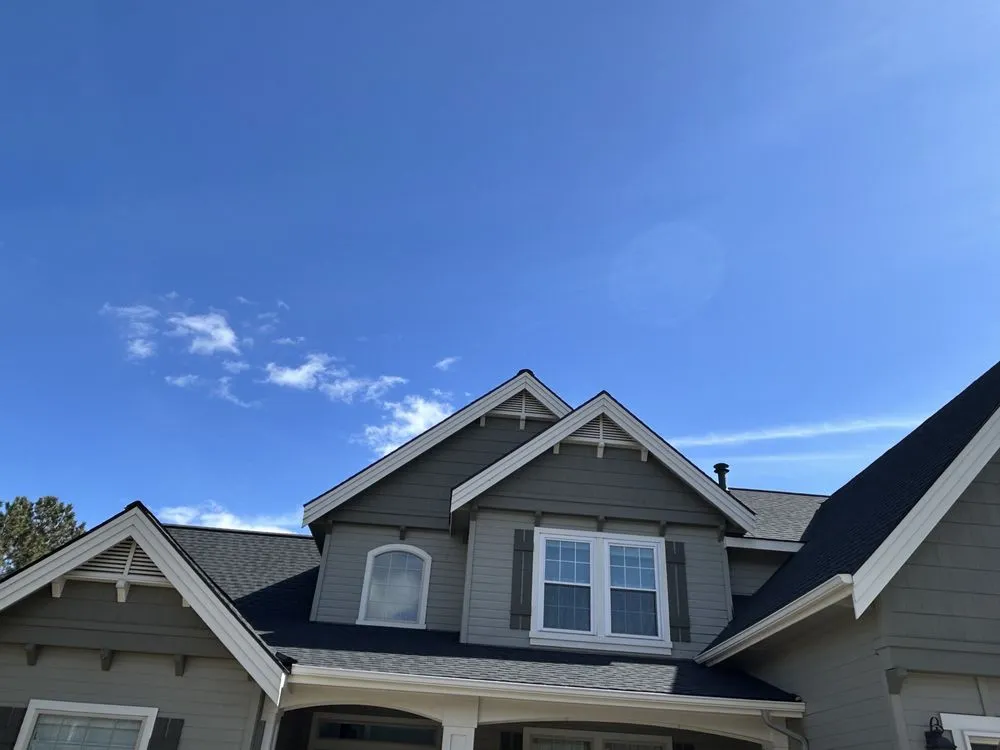 Slide of One Truss Roofing & Solar