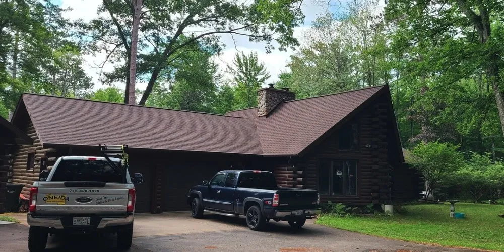 Trusted roof leak repair in Lake Tomahawk, WI by Oneida Roof & Chimney