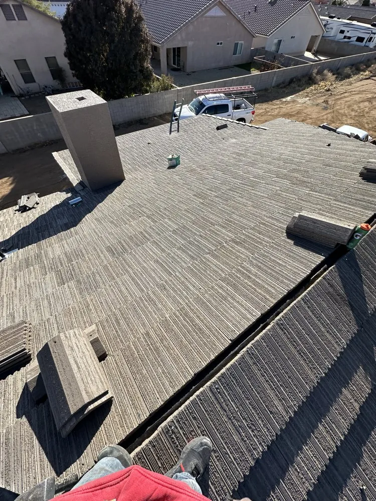 Slide of Onnit Roofing