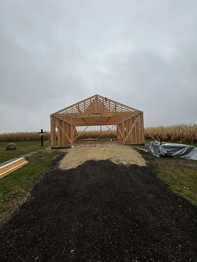 Slide of Onsite Contractors