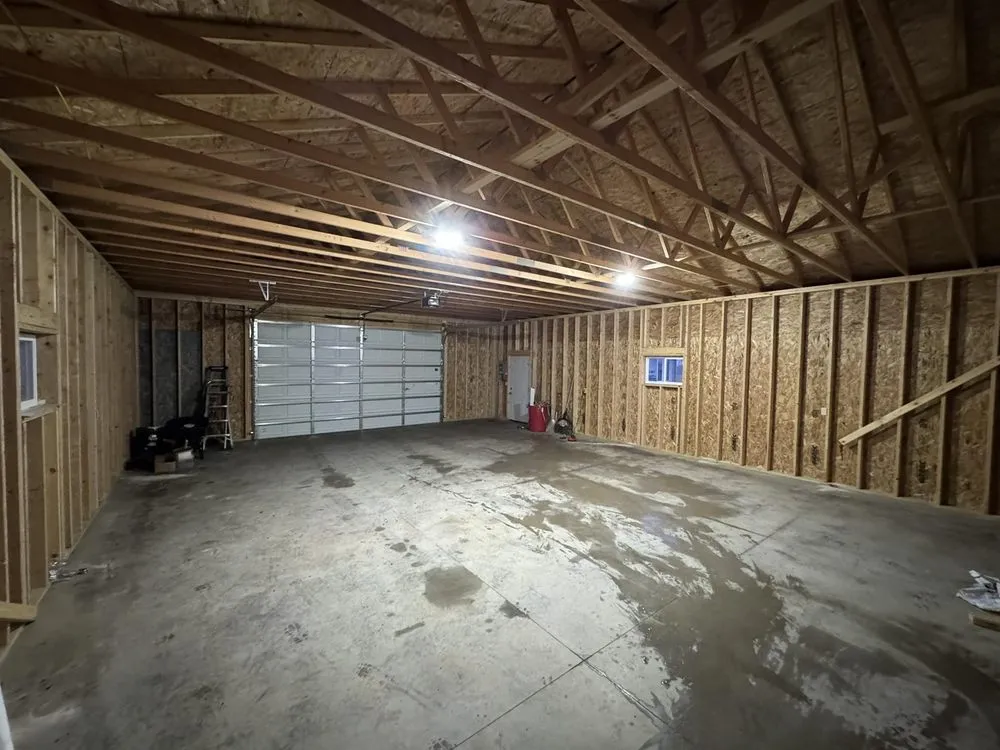 Slide of Onsite Contractors