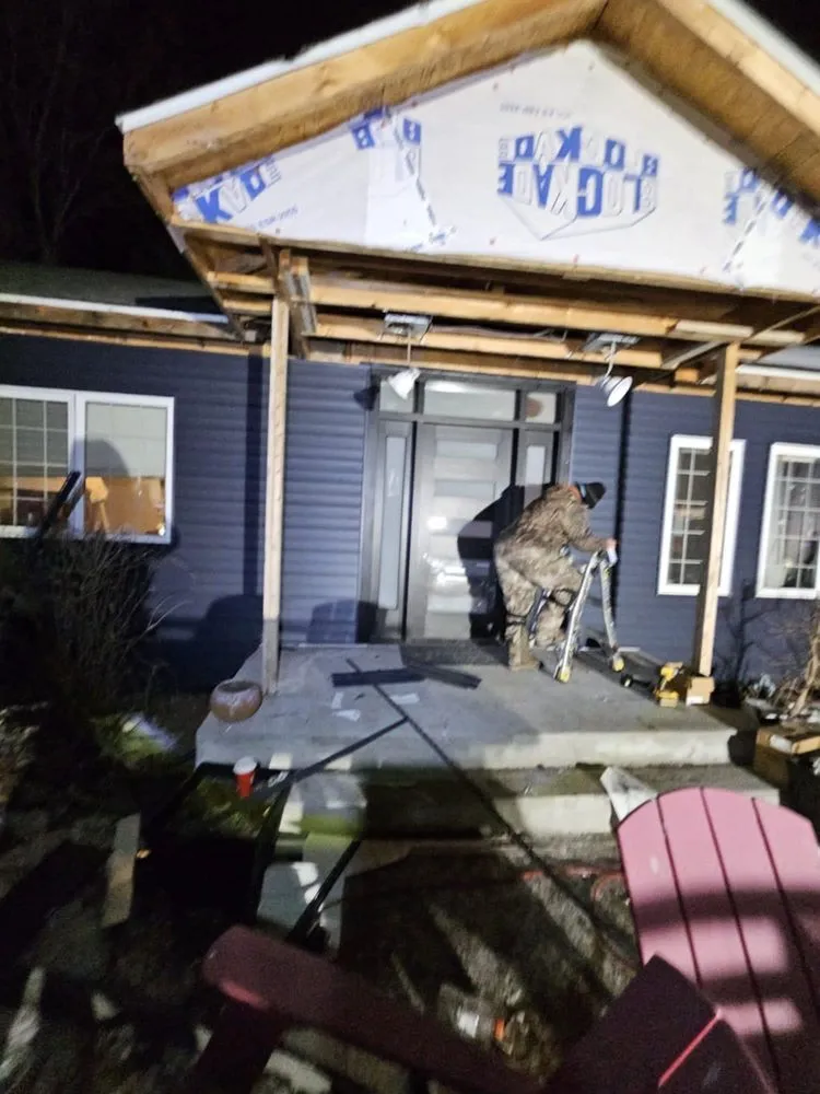 Slide of Onsite Contractors