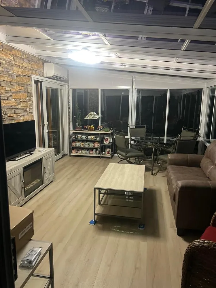 Slide of Onsite Contractors