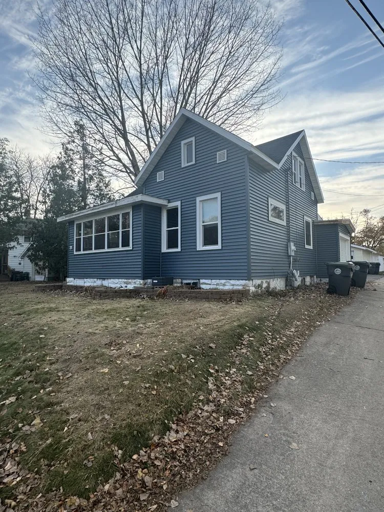 Slide of Onsite Contractors