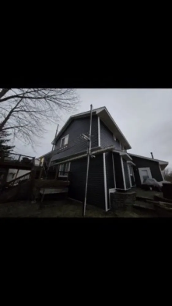 Slide of Onsite Contractors