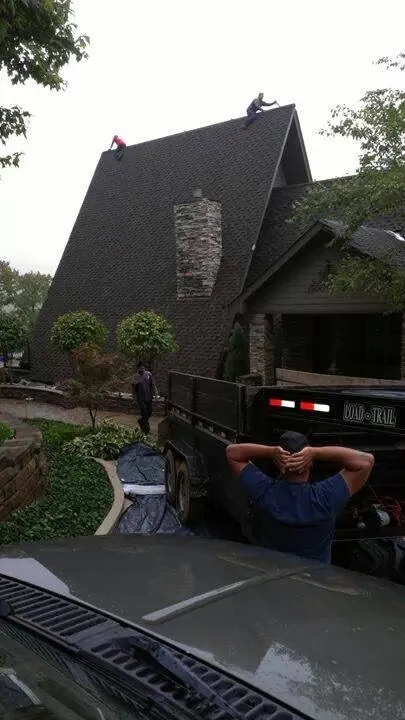 Slide of Onyx Roofing